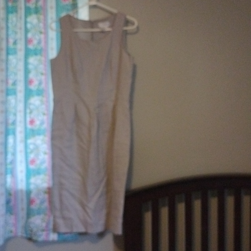 Tan Linen dress with front plate